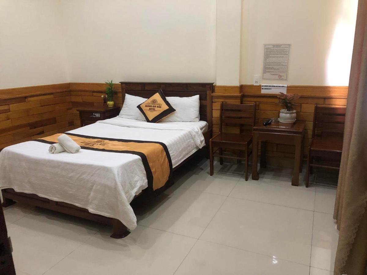 Hoang Gia Bao Hotel コントゥム エクステリア 写真