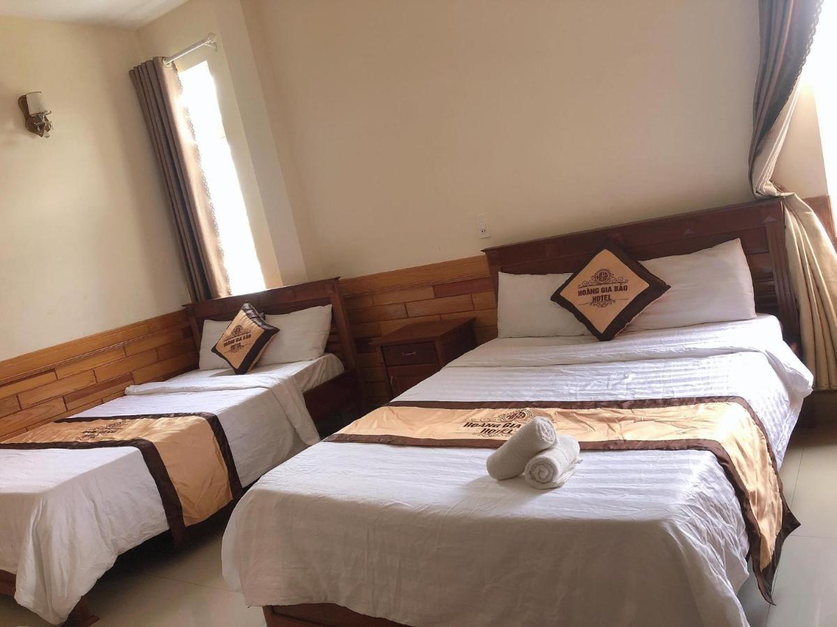 Hoang Gia Bao Hotel コントゥム エクステリア 写真