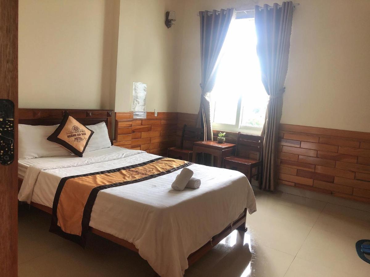 Hoang Gia Bao Hotel コントゥム エクステリア 写真