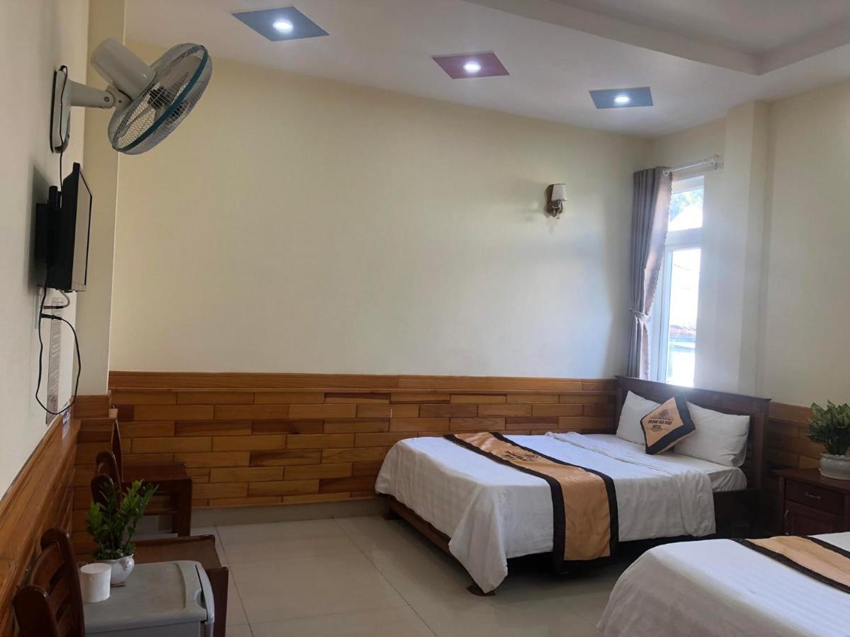 Hoang Gia Bao Hotel コントゥム エクステリア 写真