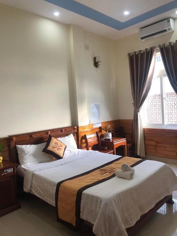 Hoang Gia Bao Hotel コントゥム エクステリア 写真