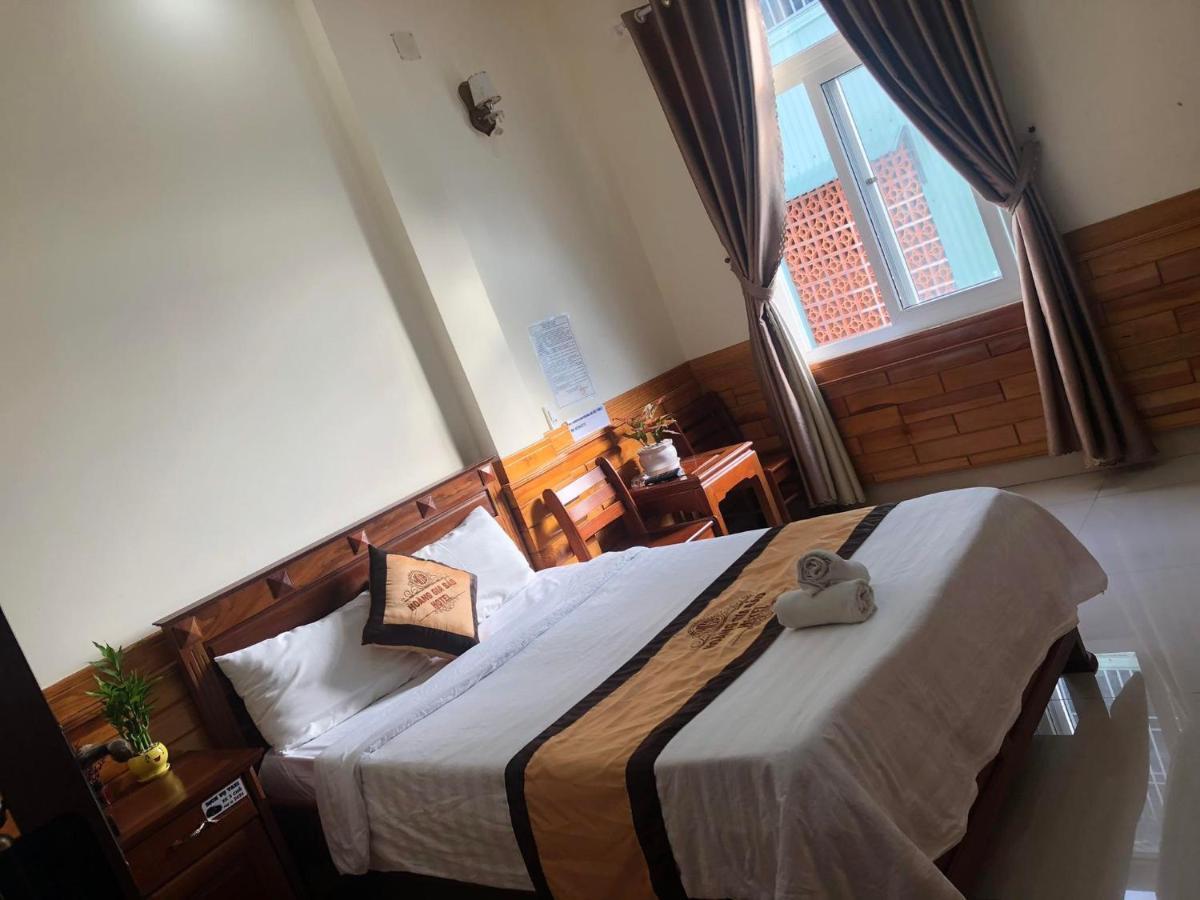 Hoang Gia Bao Hotel コントゥム エクステリア 写真