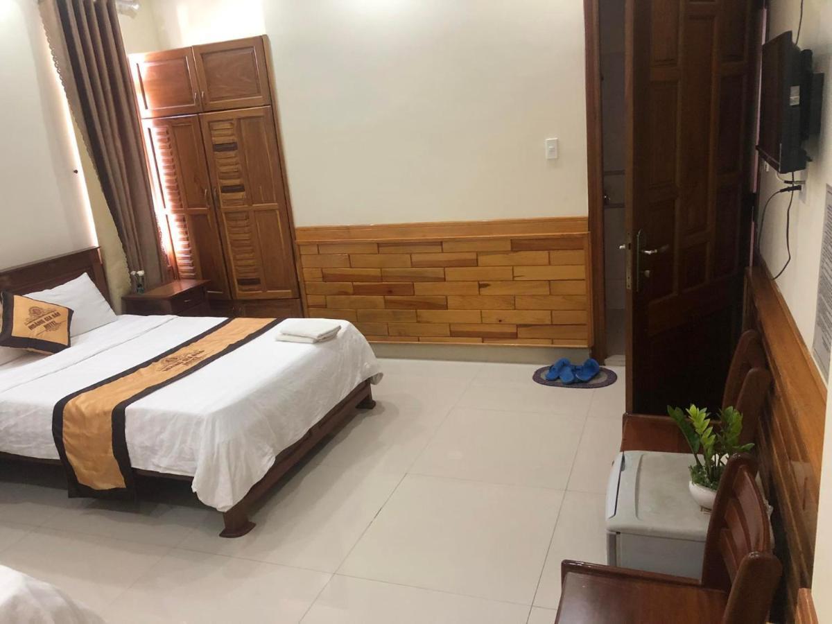 Hoang Gia Bao Hotel コントゥム エクステリア 写真